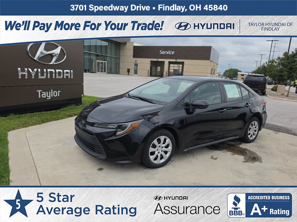 Used 2024 Toyota Corolla LE FWD image 1
