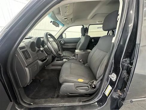 Used 2011 Dodge Nitro Heat w/ Popular Equipment Group image 12