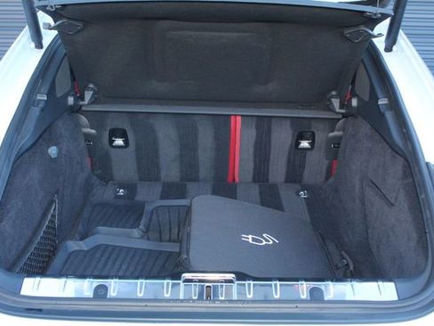 Used 2018 Porsche Panamera 4 image 12