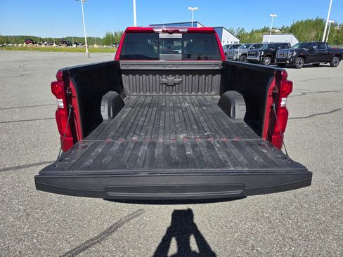Used 2026 Chevrolet Silverado 1500 High Country AWD/4WD image 13