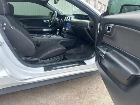 Used 2020 Ford Mustang GT w/ Equipment Group 301A image 17