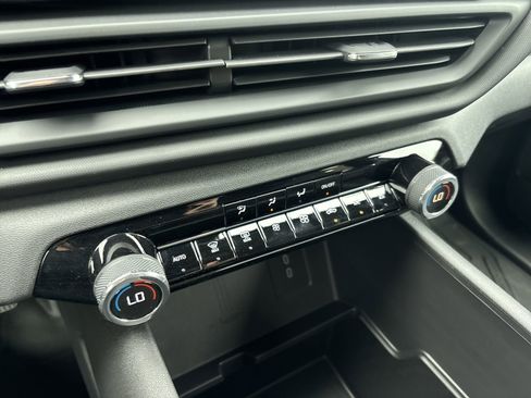 Used 2024 Chevrolet Silverado EV W/T AWD/4WD image 21