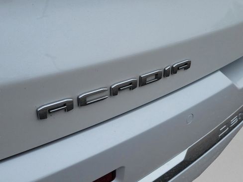 Used 2021 GMC Acadia Denali w/ Denali Technology Package image 7