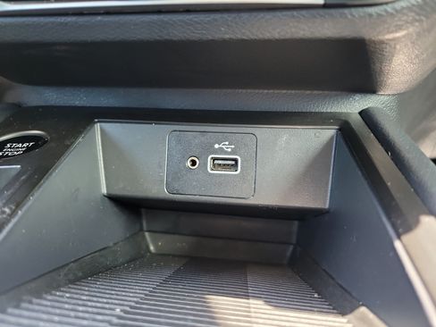 Certified 2025 Nissan Kicks S FWD image 29