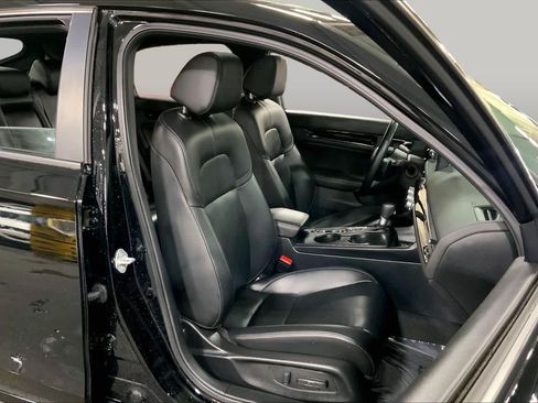 Used 2024 Honda Civic Sport Touring image 9