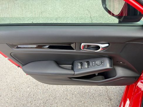 Used 2024 Honda Civic Touring image 19
