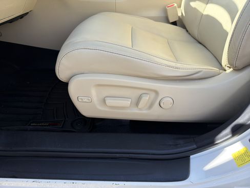 Used 2017 Toyota Highlander XLE image 20