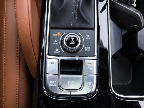 Used 2024 Kia Telluride SX Prestige X-Pro AWD/4WD image 36