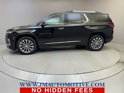 Used 2022 Chevrolet Traverse Premier AWD/4WD image 2