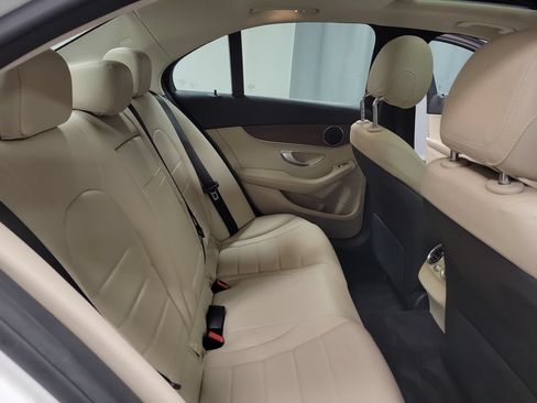 Used 2019 Mercedes-Benz C 300 4MATIC Sedan image 30