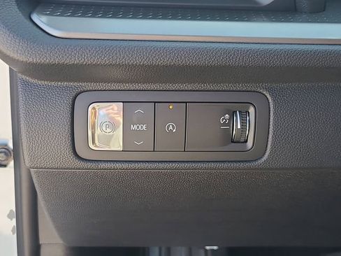 New 2026 Chevrolet Traverse LT w/ Midnight/Sport Edition image 26