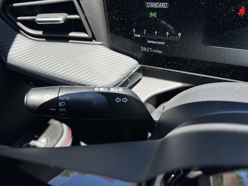 Certified 2025 Nissan Kicks SR AWD/4WD image 9