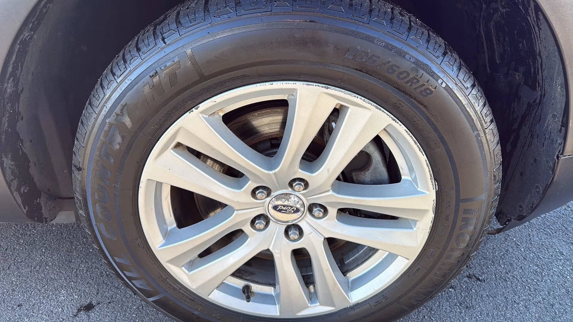 Used 2018 Ford Explorer XLT AWD/4WD image 14