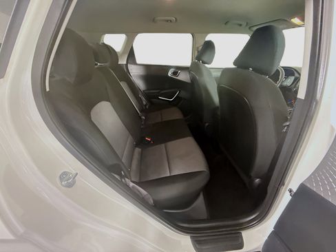 Used 2024 Kia Soul LX w/ Option Group 015 FWD image 26