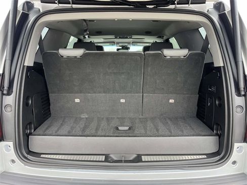 Used 2019 Chevrolet Tahoe LT image 12