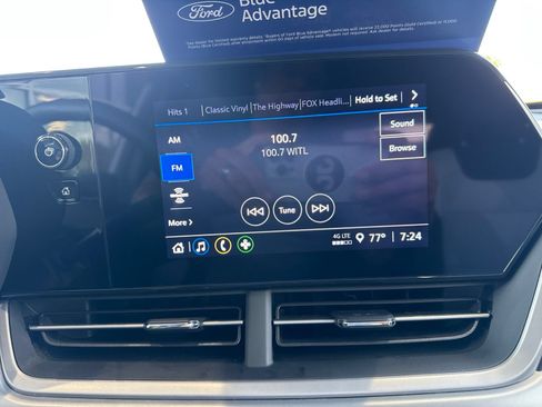 Used 2024 Chevrolet Trax LS w/ LS Convenience Package FWD image 28