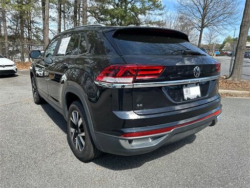 Used 2021 Volkswagen Atlas Cross Sport SE image 7