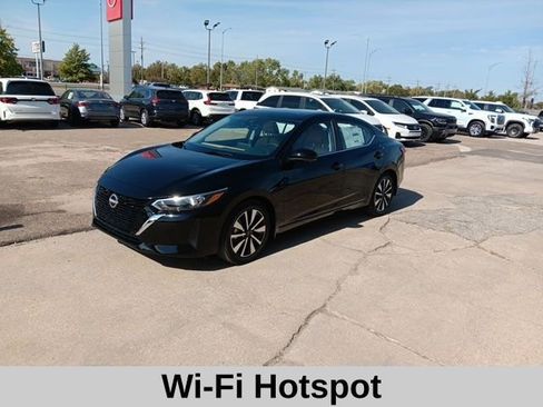 New 2025 Nissan Sentra SV w/ SV Premium Package image 9