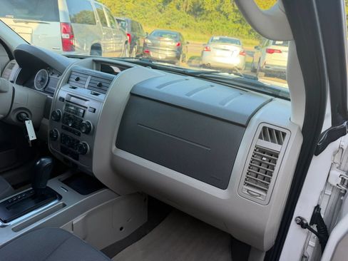 Used 2010 Ford Escape XLT FWD image 22