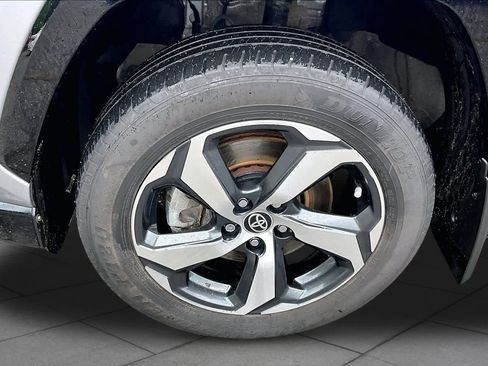 Used 2023 Toyota RAV4 SE w/ Weather & Moonroof Package AWD/4WD image 11
