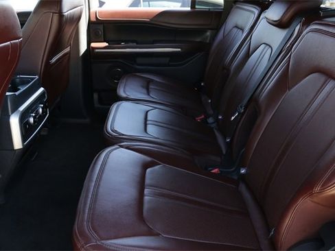 Used 2024 Ford Expedition Limited image 24