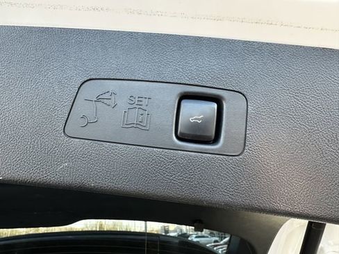 Certified 2022 Lincoln Corsair AWD w/ Equipment Group 101A image 43