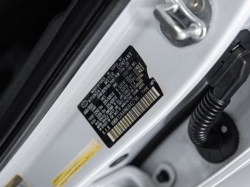 Used 2021 Hyundai Kona SE image 66