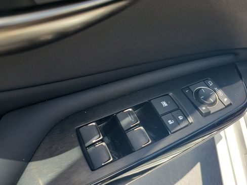 Certified 2024 Lexus ES 350 F Sport w/ Technology Package FWD image 20