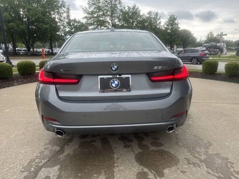 Used 2025 BMW 330i xDrive Sedan w/ Premium Package image 4