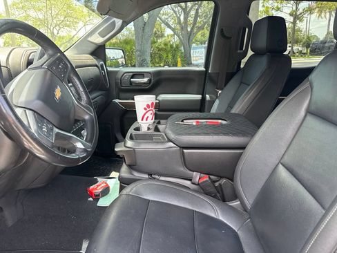 Used 2022 Chevrolet Silverado 1500 LT w/ All Star Edition Plus RWD image 7