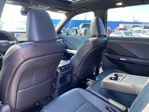 Used 2024 Lexus TX 350 AWD image 16