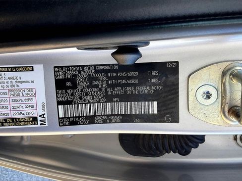 Used 2022 Toyota 4Runner Limited image 29