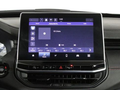 Used 2024 Jeep Compass Trailhawk image 29