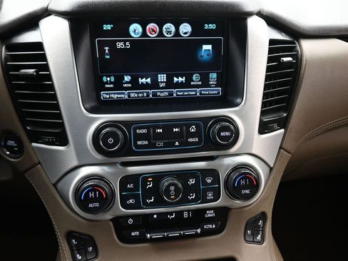 Used 2019 GMC Yukon SLT AWD/4WD image 14