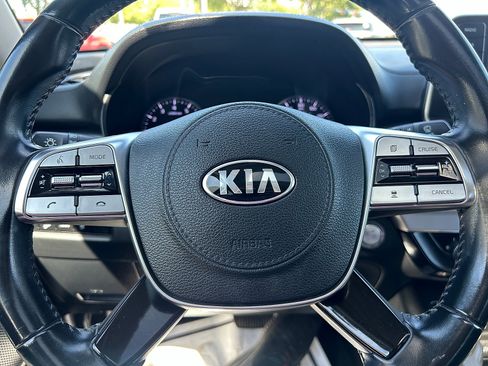 Used 2020 Kia Telluride S w/ S 8 Passenger Seating Package FWD image 16
