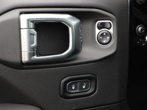 New 2024 Jeep Wrangler Sahara w/ Technology Group image 19