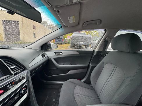 Used 2018 Hyundai Sonata SE image 26