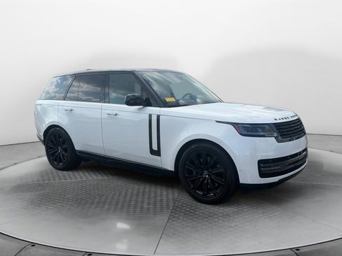 Certified 2025 Land Rover Range Rover Autobiography image 3