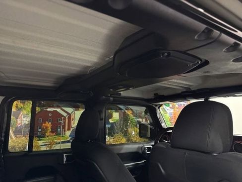 Used 2018 Jeep Wrangler Unlimited Rubicon image 49