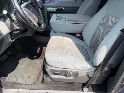 Used 2013 Ford F250 XLT w/ XLT Value Pkg RWD image 9