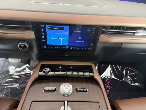 Used 2025 Lincoln Navigator L Reserve image 25