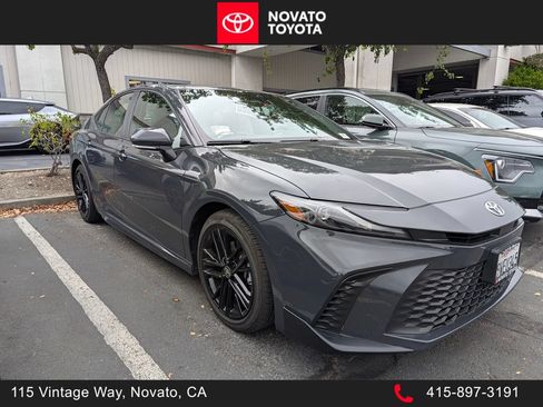 Used 2026 Toyota Camry SE w/ Convenience Package FWD image 1