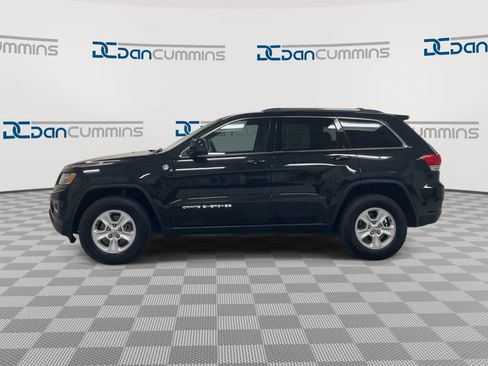 Used 2016 Jeep Grand Cherokee Laredo w/ Quick Order Package 23E AWD/4WD image 5