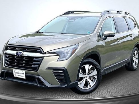 Used 2023 Subaru Ascent Premium AWD/4WD image 1