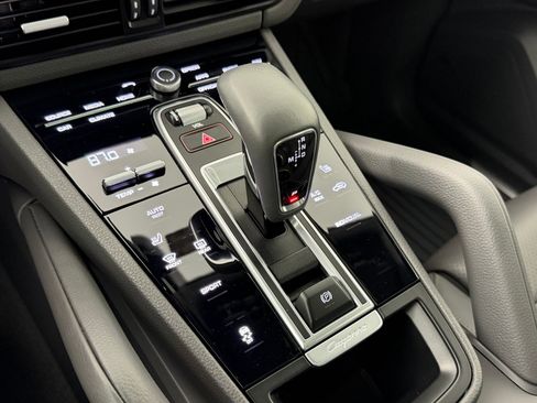 Certified 2023 Porsche Cayenne image 26