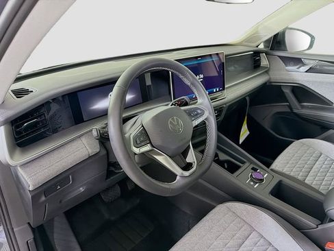 New 2026 Volkswagen Tiguan S FWD image 9