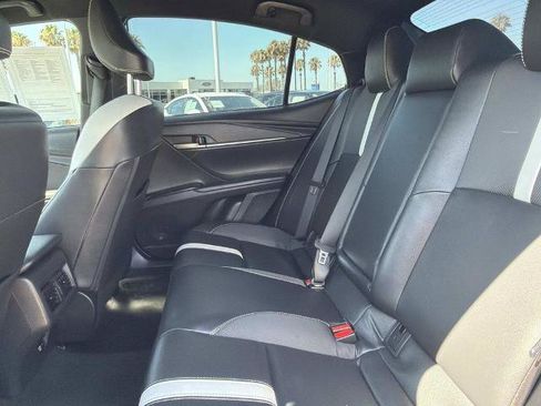 Used 2025 Toyota Camry SE w/ Convenience Package FWD image 19