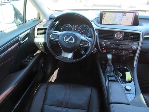 Used 2019 Lexus RX 350L Luxury image 11