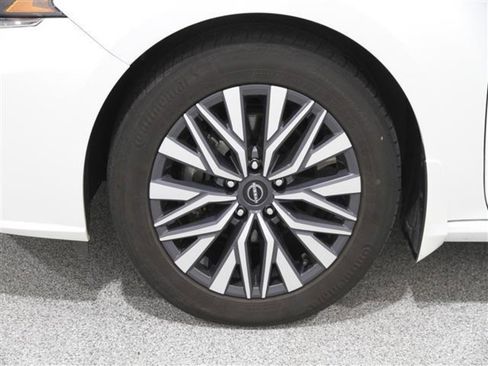 Used 2023 Nissan Altima 2.5 SV image 20