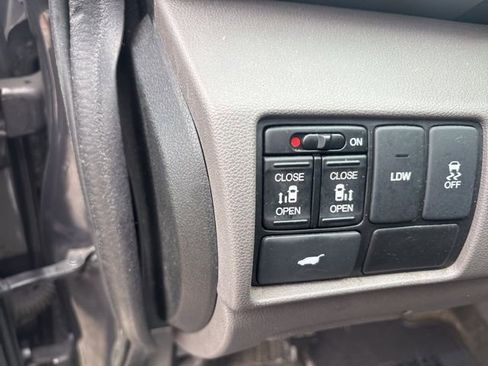 Used 2016 Honda Odyssey EX-L image 27